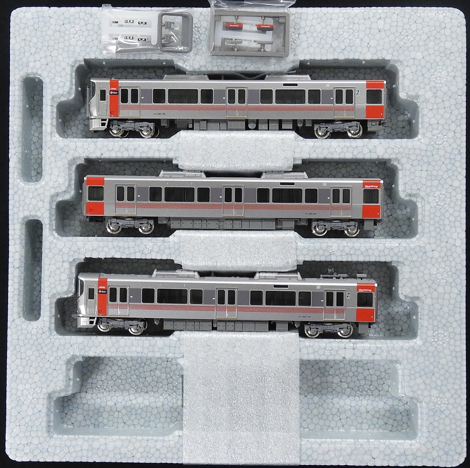 KATO鉄道模型オンラインショッピング 227系0番台＜Red Wing＞ 基本セット(3両): 現在販売中の商品 - kato