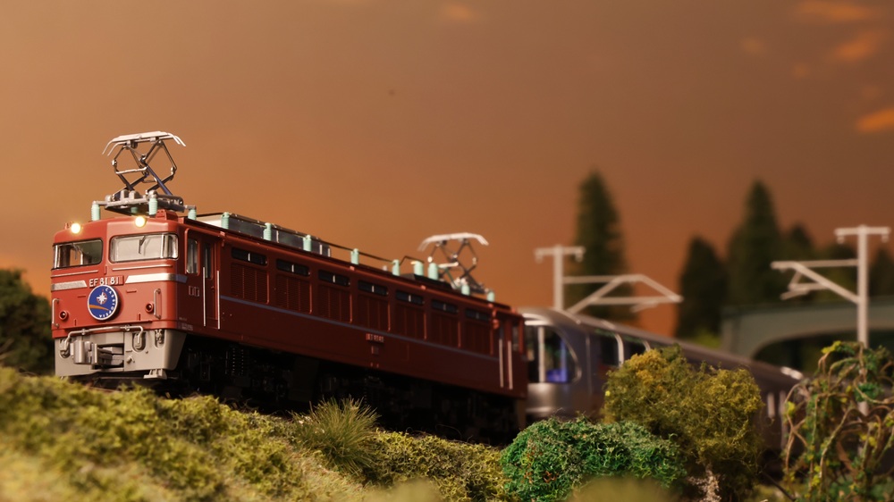 KATO鉄道模型オンラインショッピング EF81 81 ローズピンク JR仕様