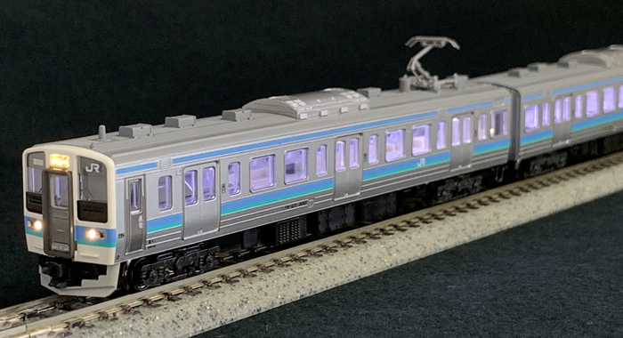 KATO鉄道模型オンラインショッピング 211系3000番台長野色（スカート強化形） 3両セット 白色室: 現在販売中の商品 - kato