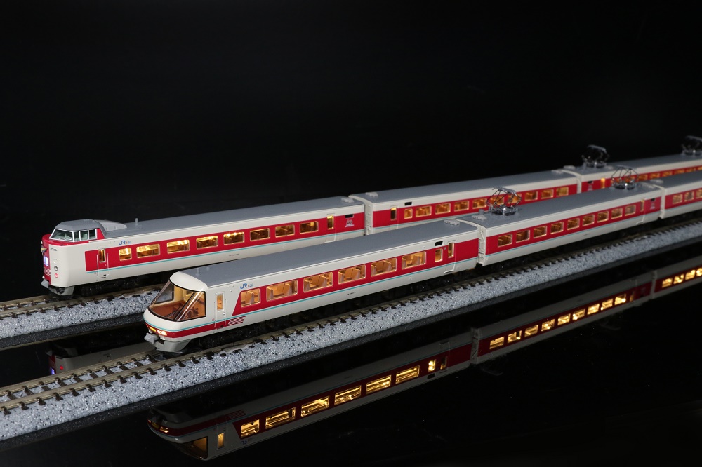 KATO鉄道模型オンラインショッピング 381系「ゆったりやくも」6両