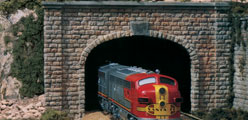 （Ｎ）複線石積トンネルポータル